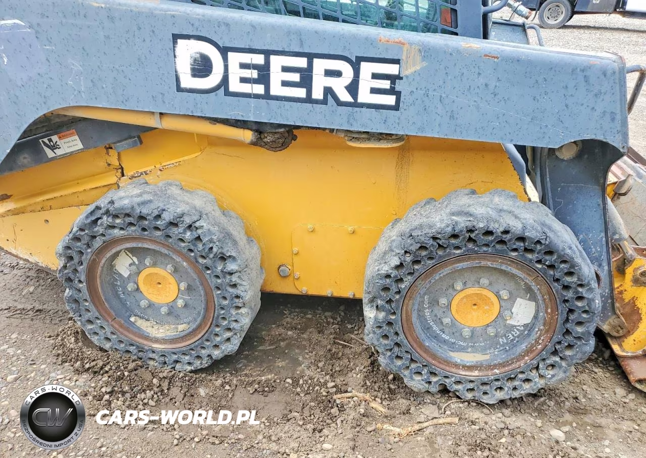 2010 John Deere 318 - Skid Steer Loader VIN:T0318DJ183788 - 10