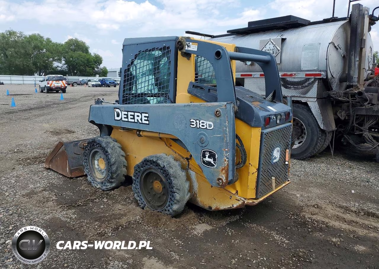 2010 John Deere 318 - Skid Steer Loader VIN:T0318DJ183788 - 3