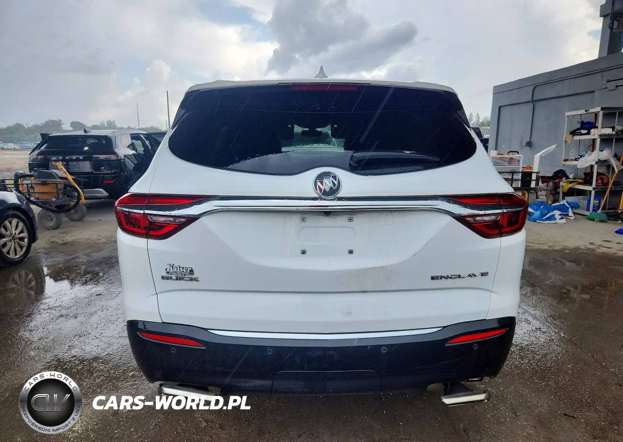 2018 Buick Enclave Essence VIN:5GAERBKW2JJ216017 - 6