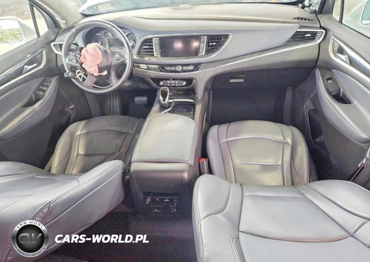 2018 Buick Enclave Essence VIN:5GAERBKW2JJ216017 - 8