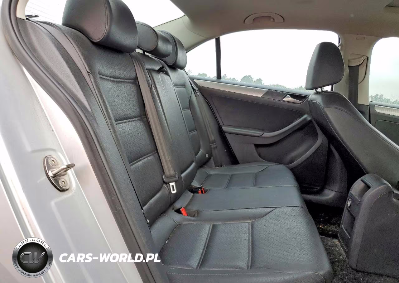 2015 Volkswagen Jetta Se VIN:3VWD17AJ2FM254343 - 10