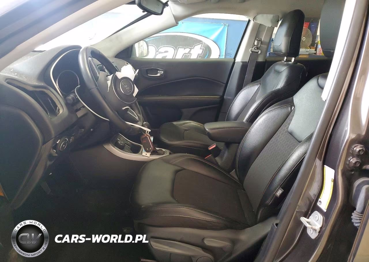 2020 Jeep Compass Latitude VIN:3C4NJDBB3LT124229 - 7