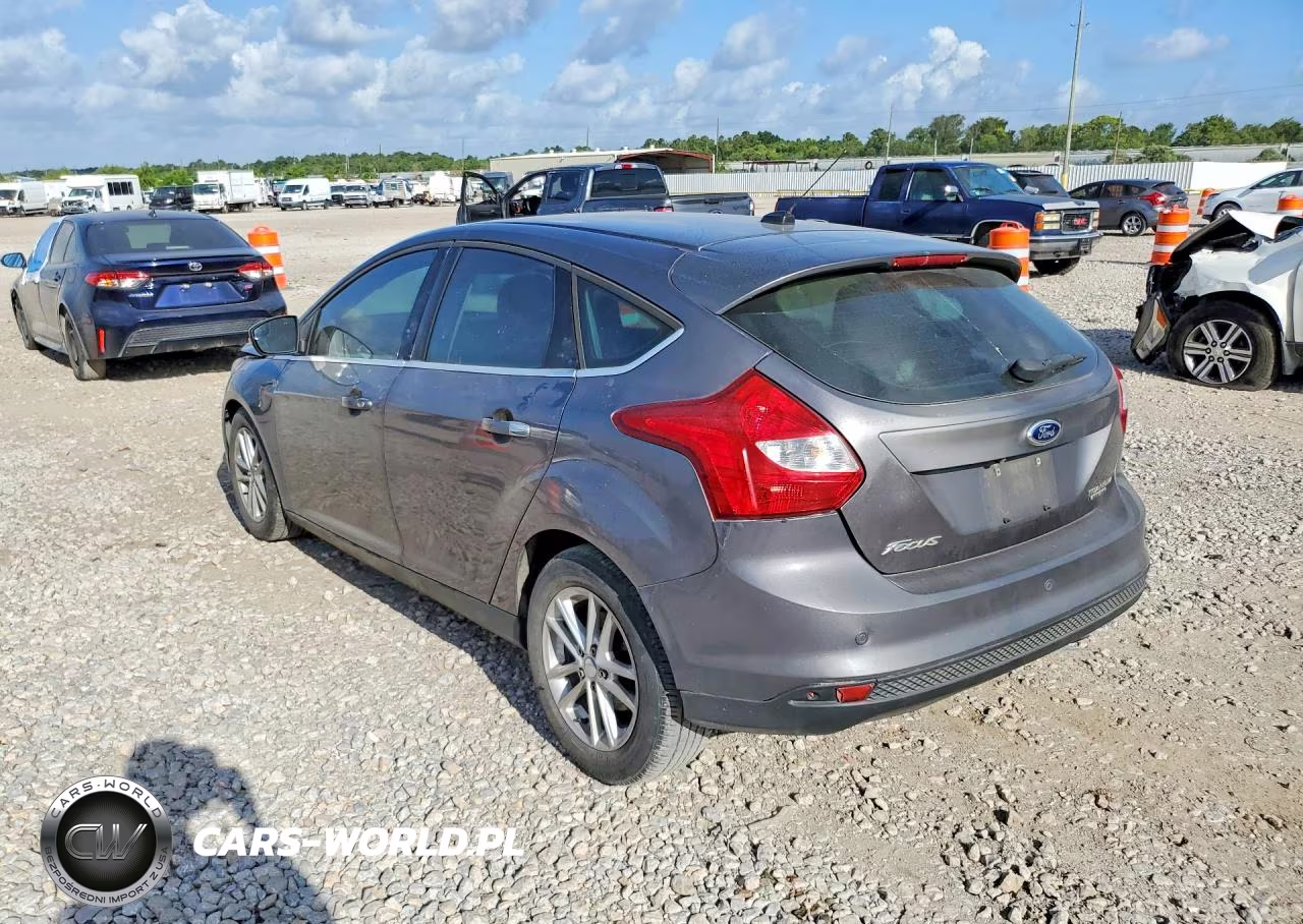 2013 Ford Focus Titanium VIN:1FADP3N21DL220184 - 2