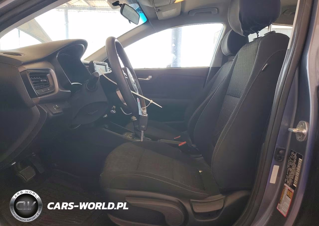 2019 Kia Rio S VIN:3KPA24AB4KE167042 - 7