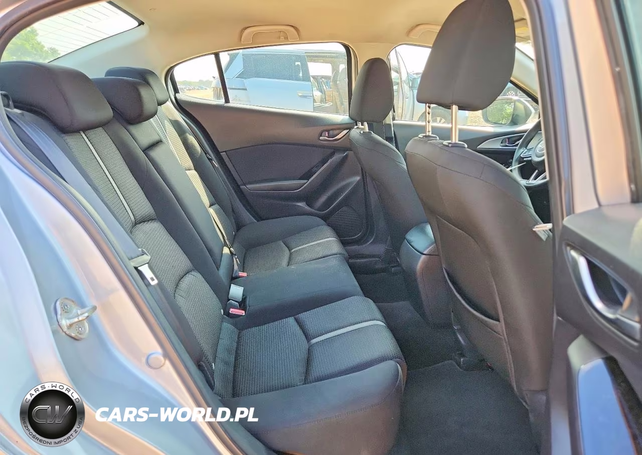 2018 Mazda 3 Sport VIN:3MZBN1U74JM214556 - 10