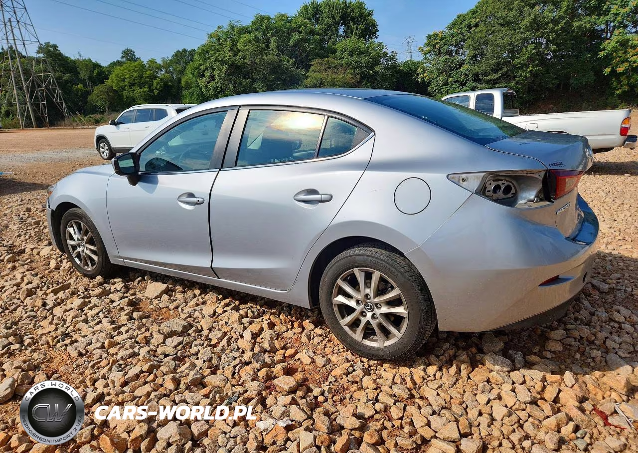 2018 Mazda 3 Sport VIN:3MZBN1U74JM214556 - 2