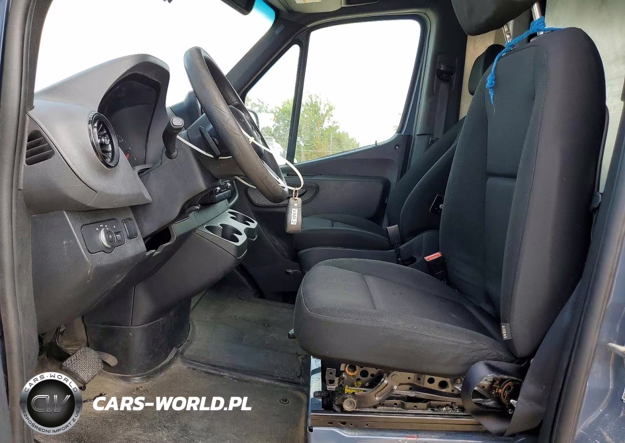 2019 Mercedes-Benz Sprinter 2500-3500 VIN:WD4PF0CD0KP047539 - 7