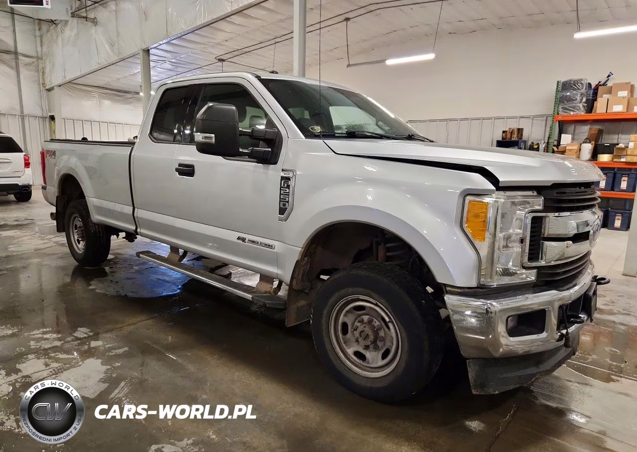 2017 Ford F250 Super Duty VIN:1FT7X2BT3HEE02638 - 4