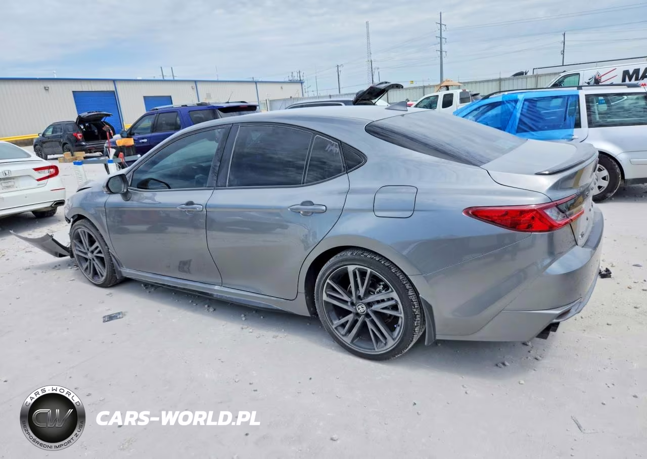 2026 Toyota Camry Xse VIN:4T1DAACKXTU299880 - 2