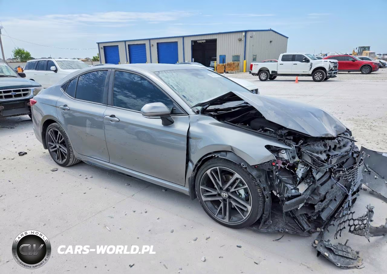 2026 Toyota Camry Xse VIN:4T1DAACKXTU299880 - 4