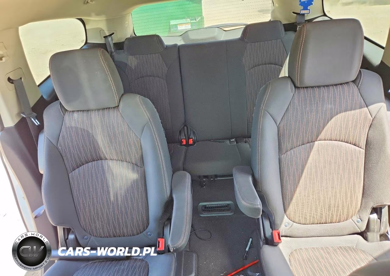 2016 Chevrolet Traverse Lt VIN:1GNKVHKD8GJ233189 - 10
