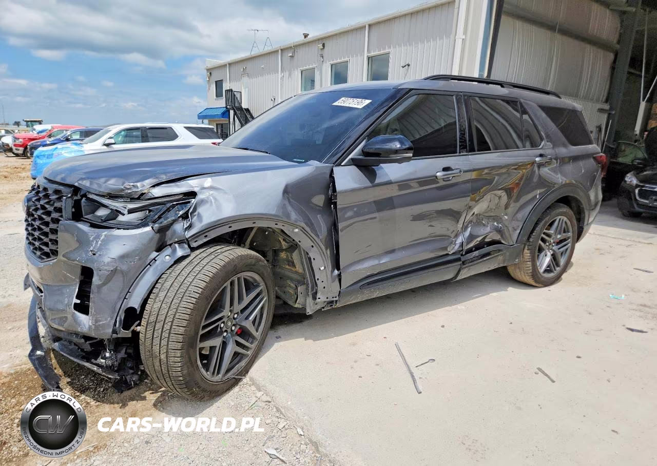 2025 Ford Explorer St – zdjęcie 1 z 14