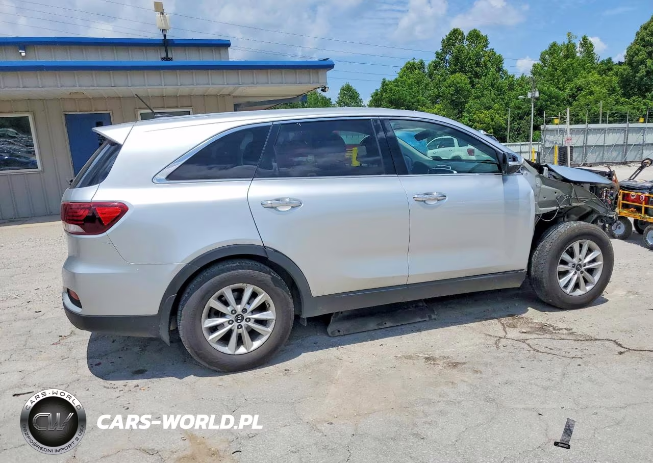 2019 Kia Sorento L VIN:5XYPG4A36KG593354 - 3
