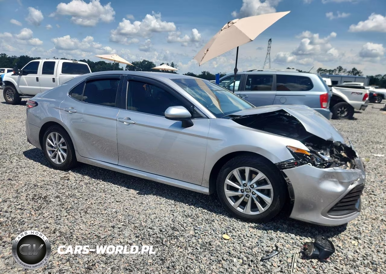2021 Toyota Camry Le VIN:4T1C11AK4MU542244 - 4