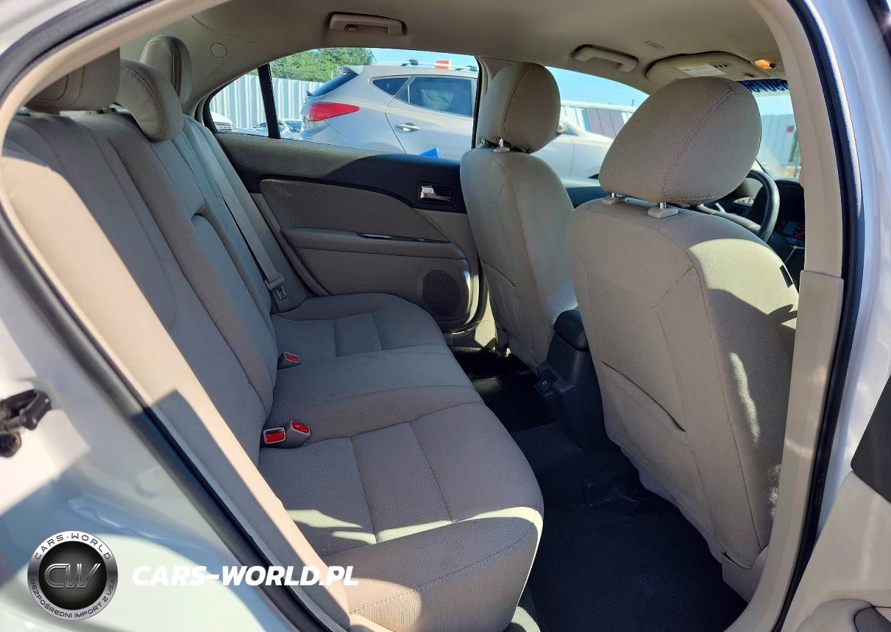 2012 Ford Fusion Hybrid VIN:3FADP0L3XCR447416 - 10