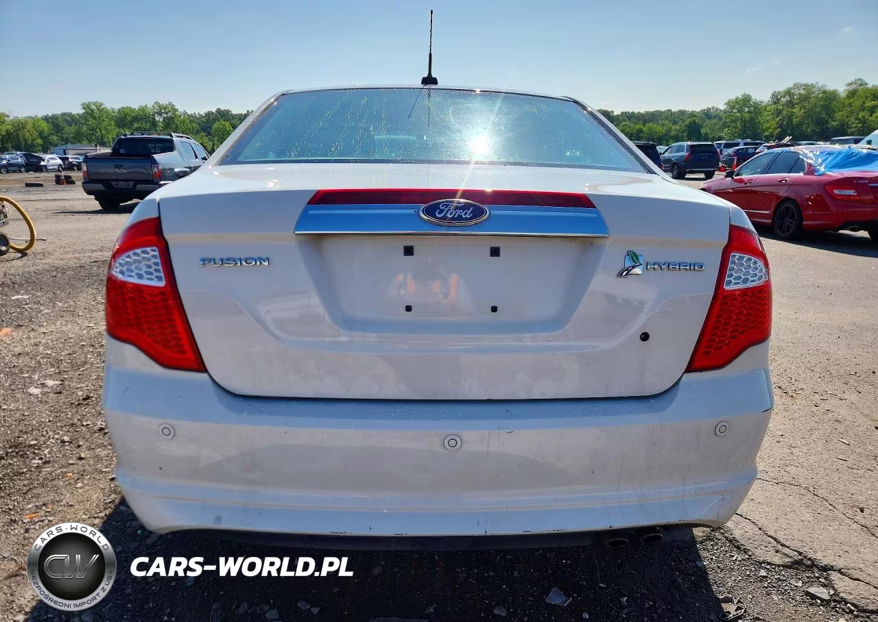 2012 Ford Fusion Hybrid VIN:3FADP0L3XCR447416 - 6