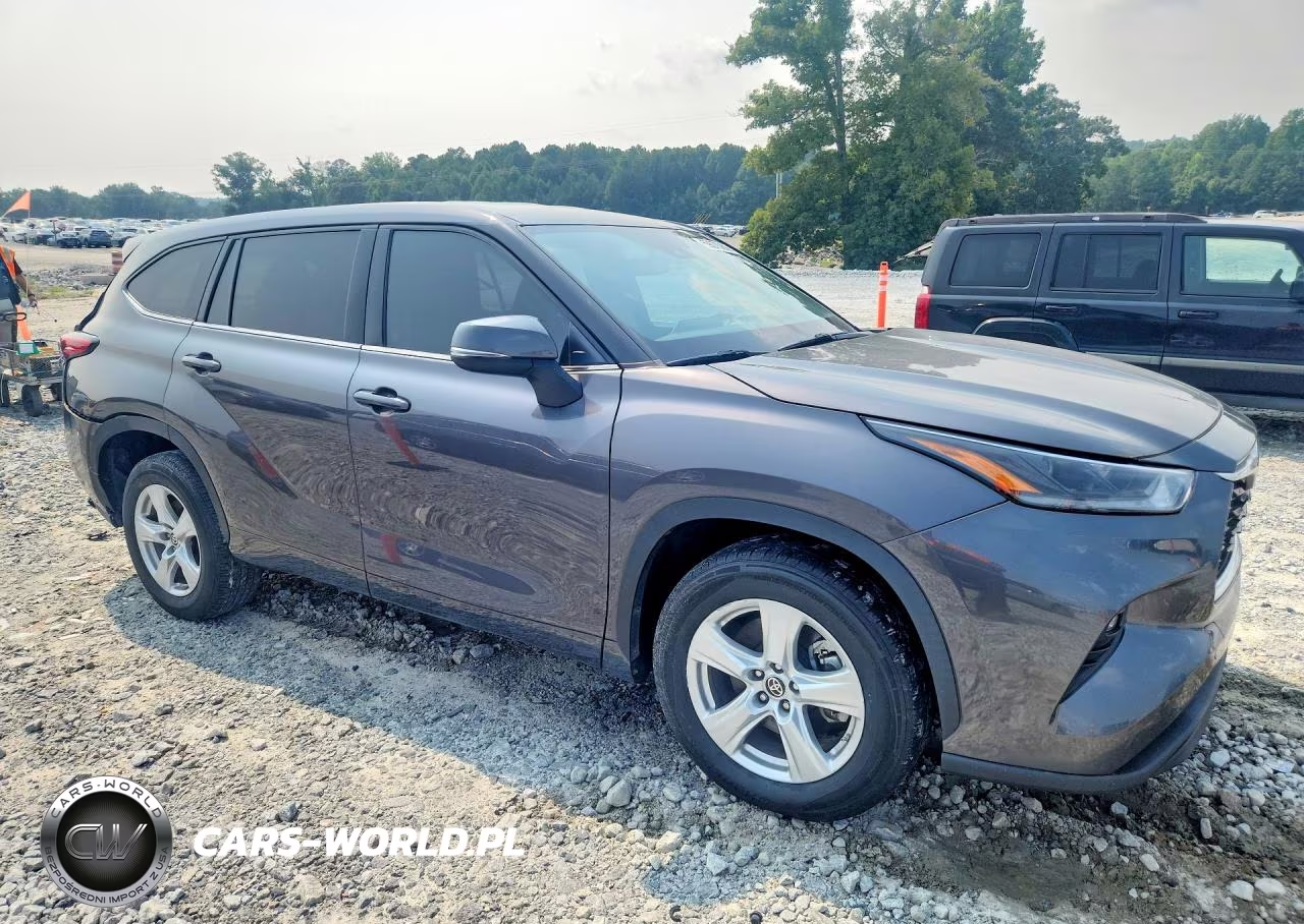 2021 Toyota Highlander Le VIN:5TDZZRAH9MS520223 - 4