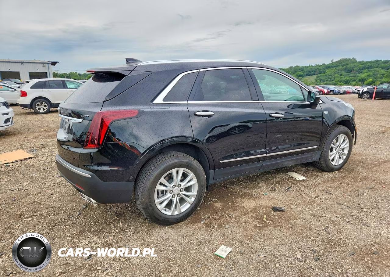 2020 Cadillac Xt5 Luxury VIN:1GYKNBR45LZ235824 - 3
