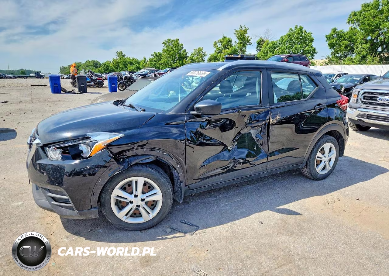 2019 Nissan Kicks S