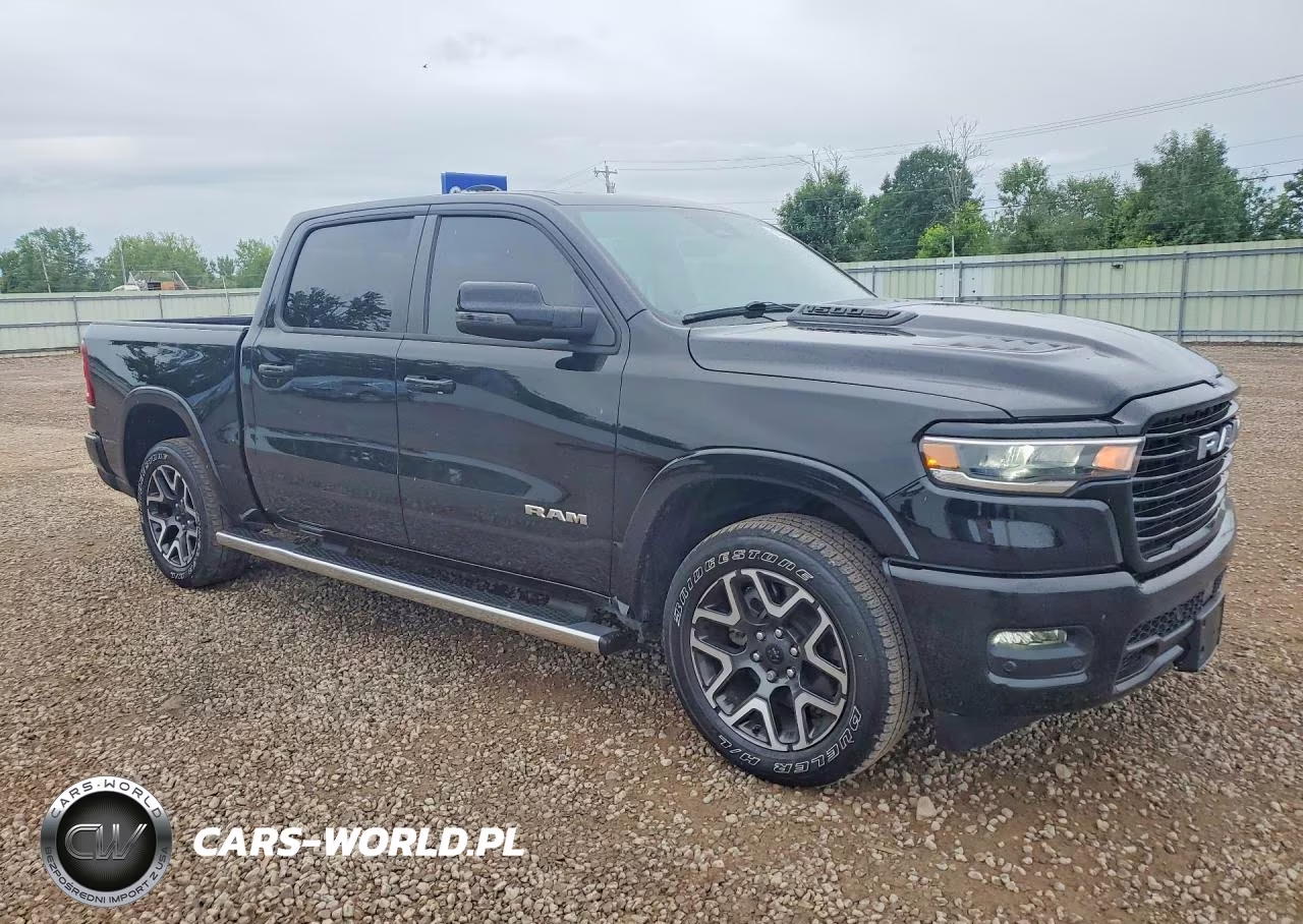 2025 Ram 1500 Laramie VIN:1C6SRFJP4SN582470 - 4