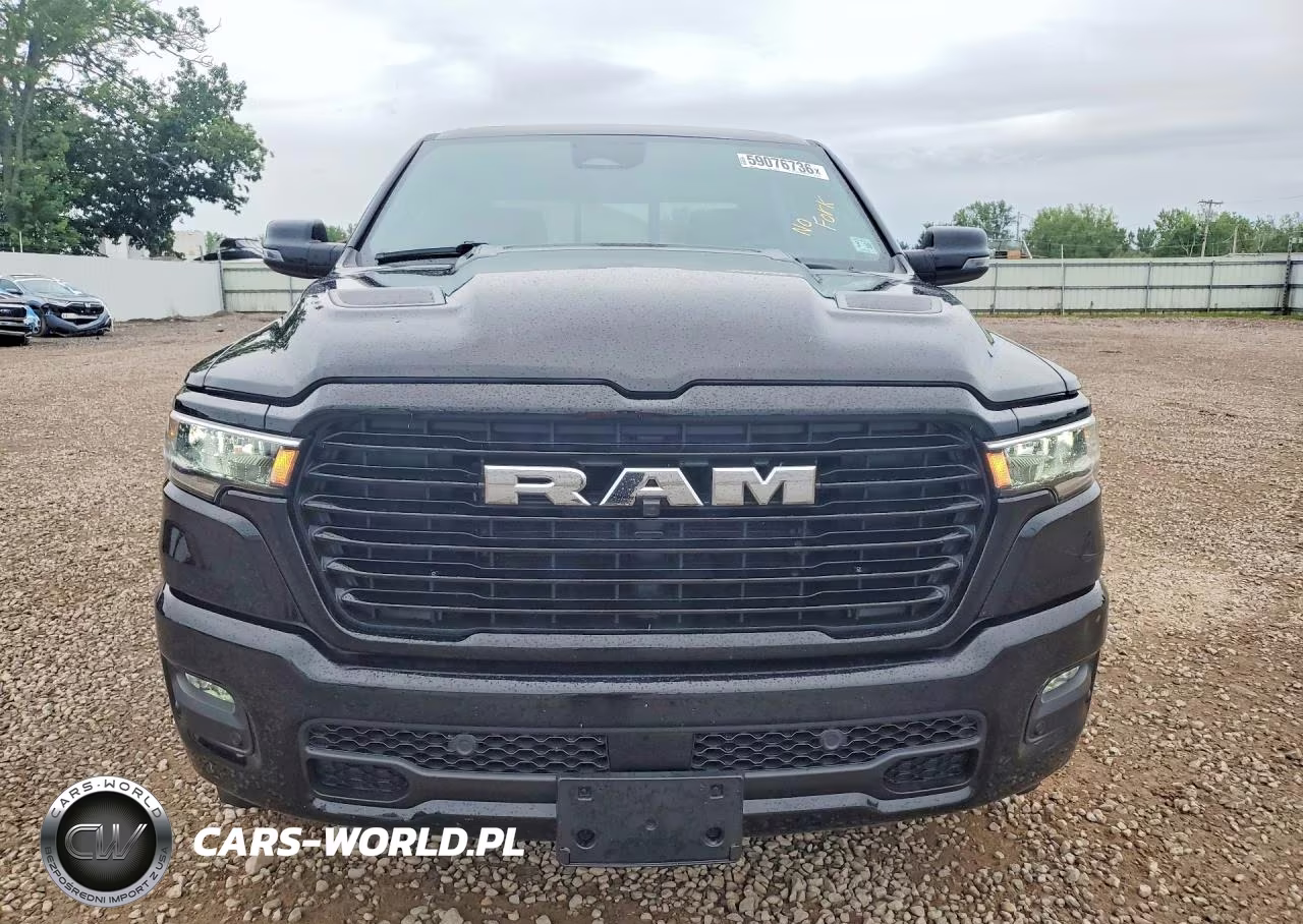 2025 Ram 1500 Laramie VIN:1C6SRFJP4SN582470 - 5