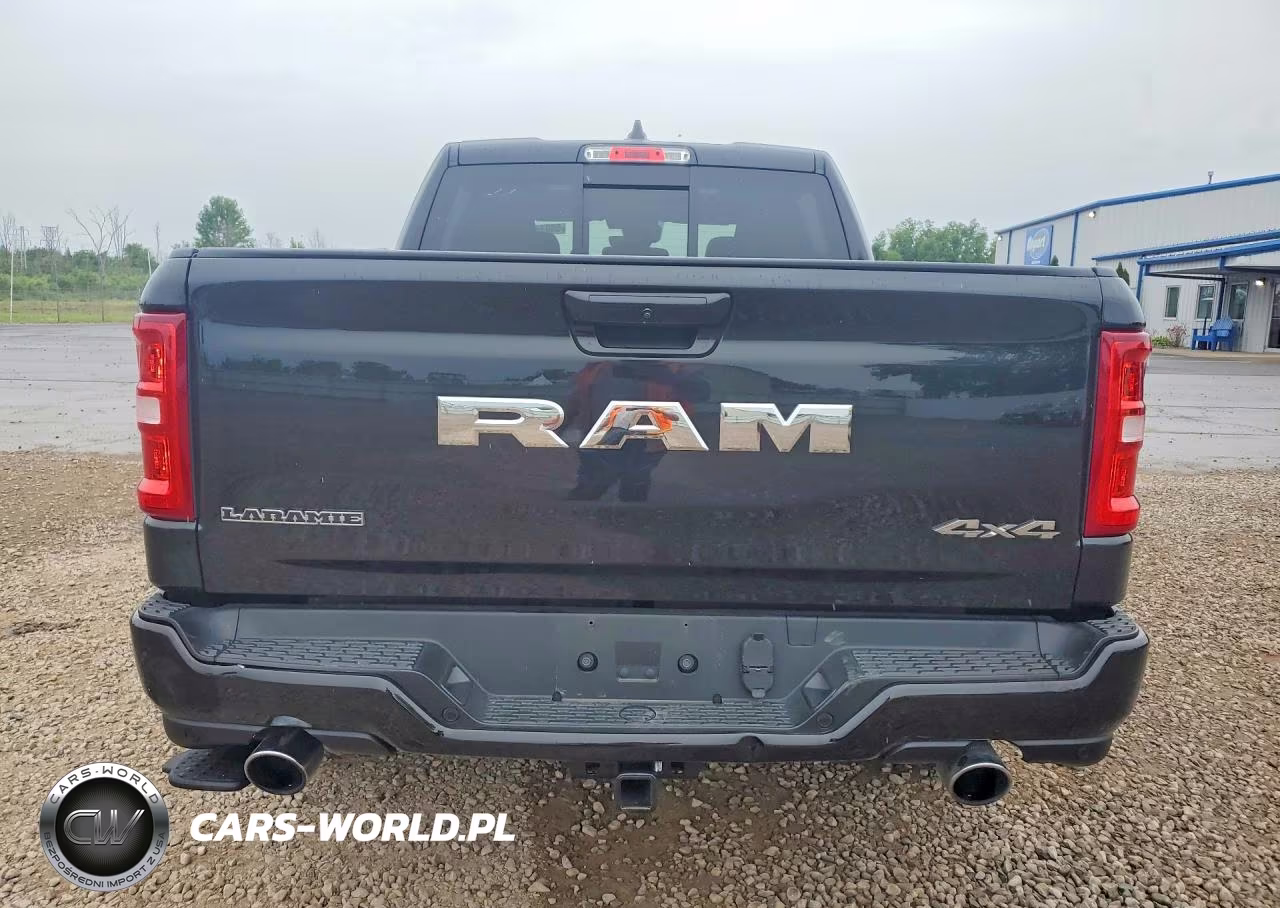 2025 Ram 1500 Laramie VIN:1C6SRFJP4SN582470 - 6