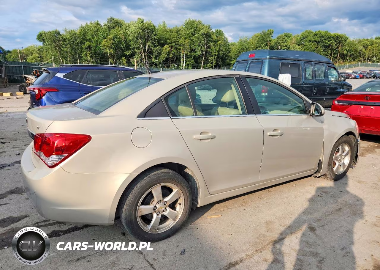2011 Chevrolet Cruze Lt VIN:1G1PG5S99B7110681 - 3