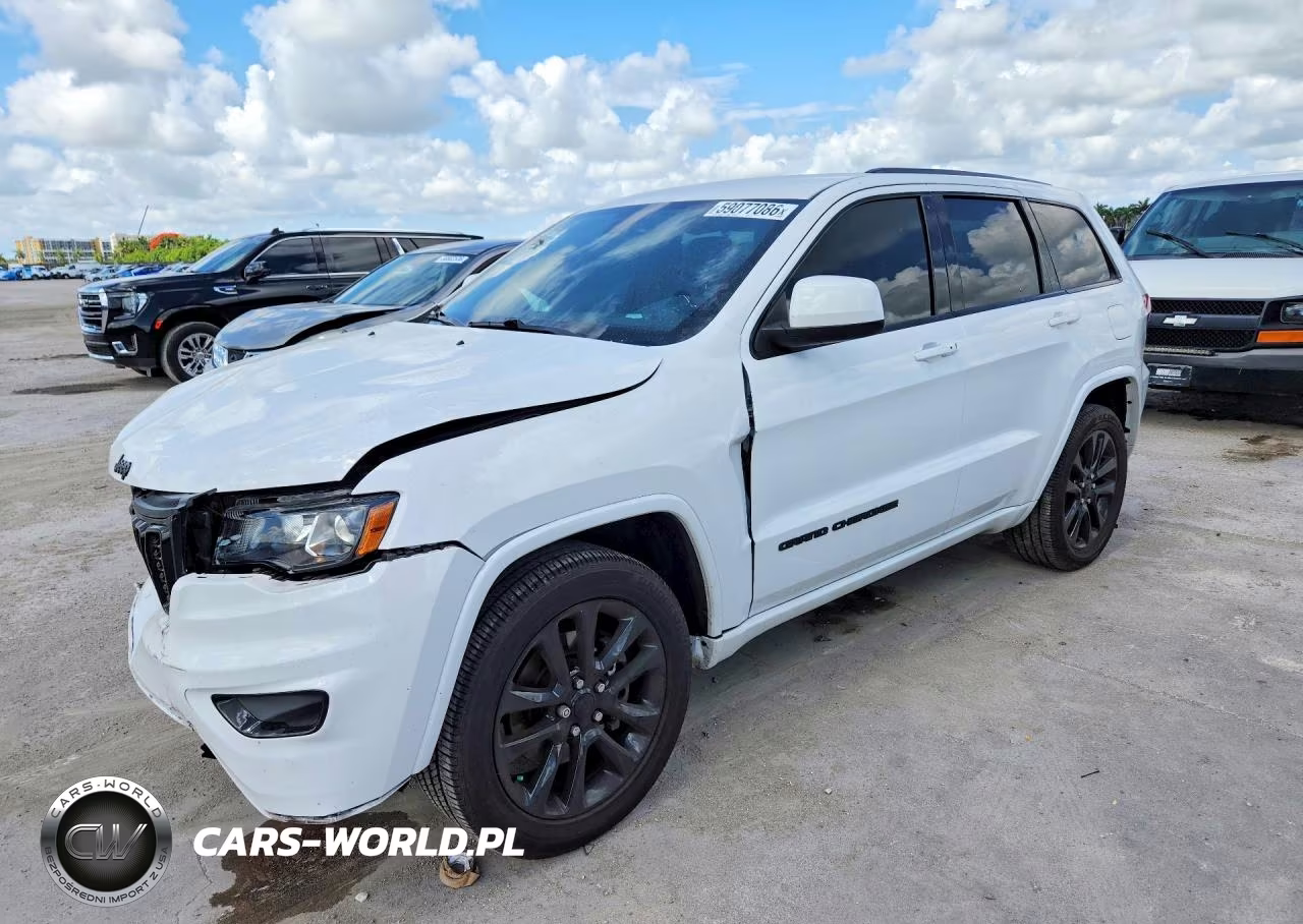 2021 Jeep Grand Cherokee Laredo – zdjęcie 1 z 12