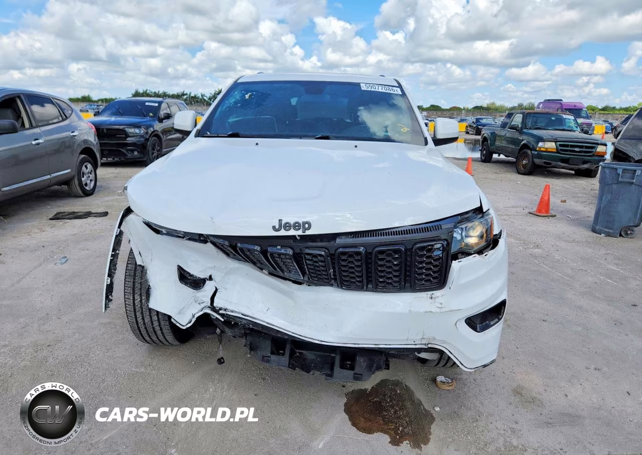 2021 Jeep Grand Cherokee Laredo VIN:1C4RJEAG8MC712872 - 4