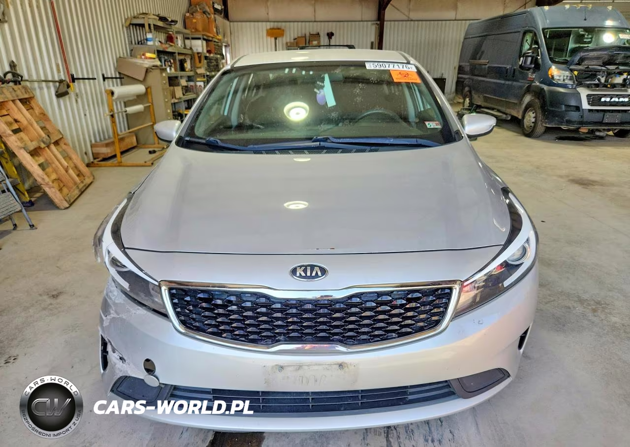2018 Kia Forte Lx VIN:3KPFL4A74JE239841 - 5