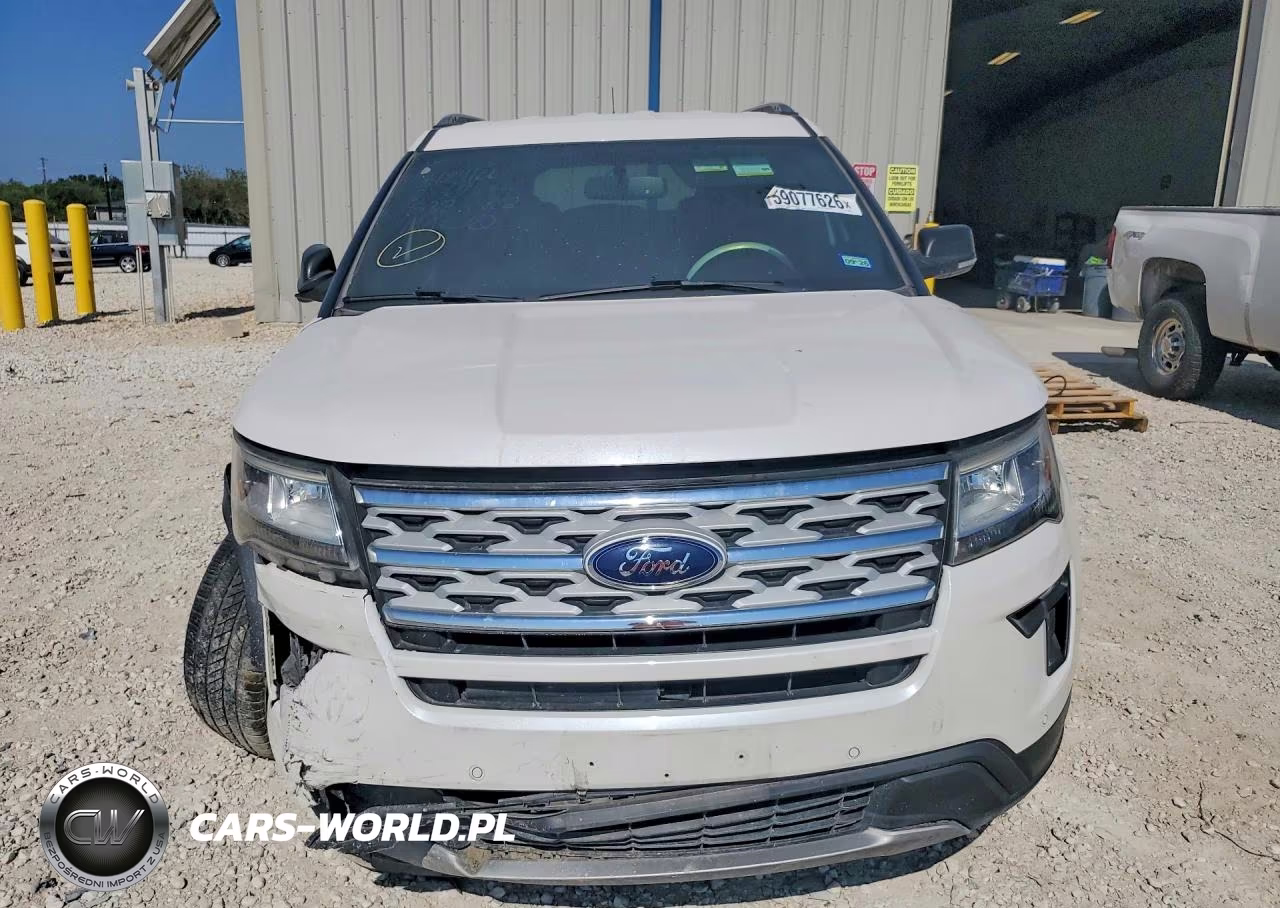 2019 Ford Explorer Xlt VIN:1FM5K7D85KGB38728 - 5