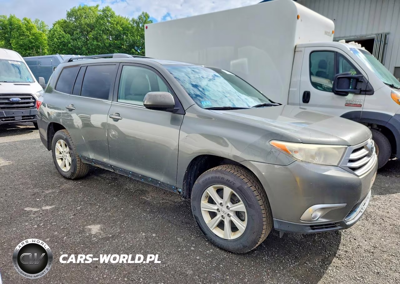 2011 Toyota Highlander Base VIN:5TDBK3EH0BS053249 - 4