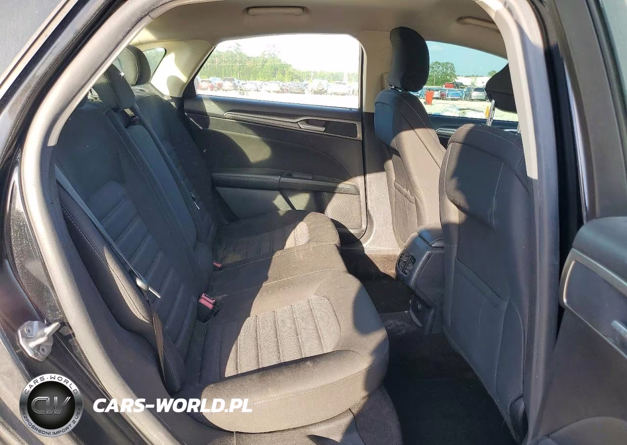 2018 Ford Fusion Se VIN:3FA6P0HD1JR267152 - 10