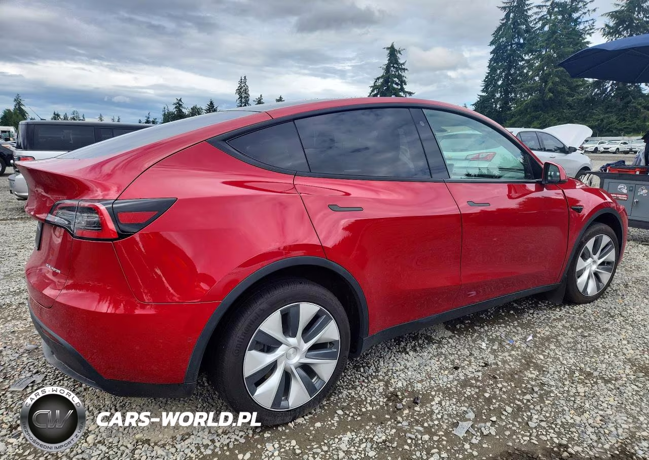 2020 Tesla Model Y VIN:5YJYGDEE0LF050977 - 3