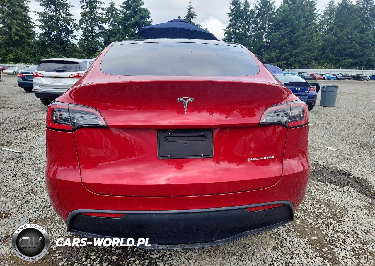 2020 Tesla Model Y VIN:5YJYGDEE0LF050977 - 6