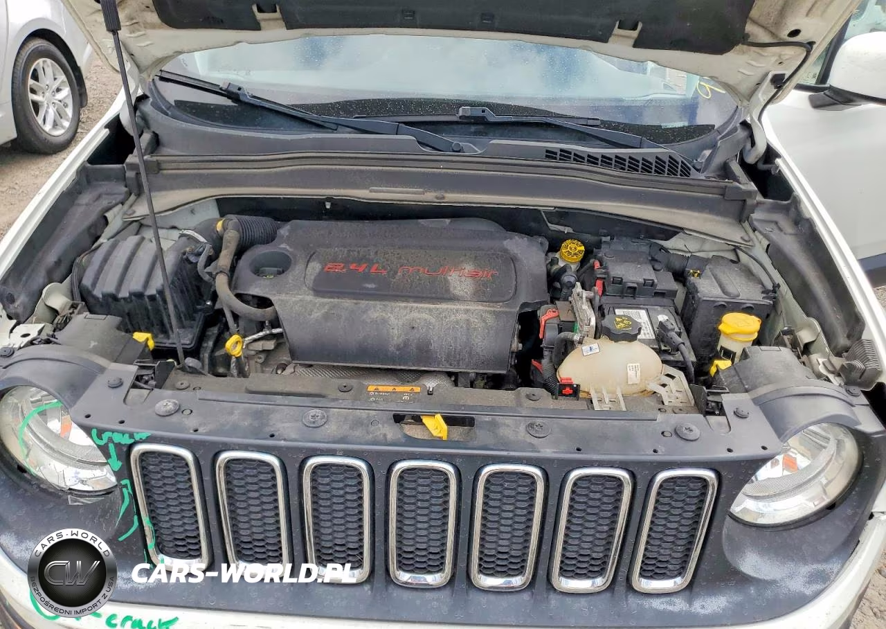 2018 Jeep Renegade Latitude VIN:ZACCJABB4JPG80673 - 12