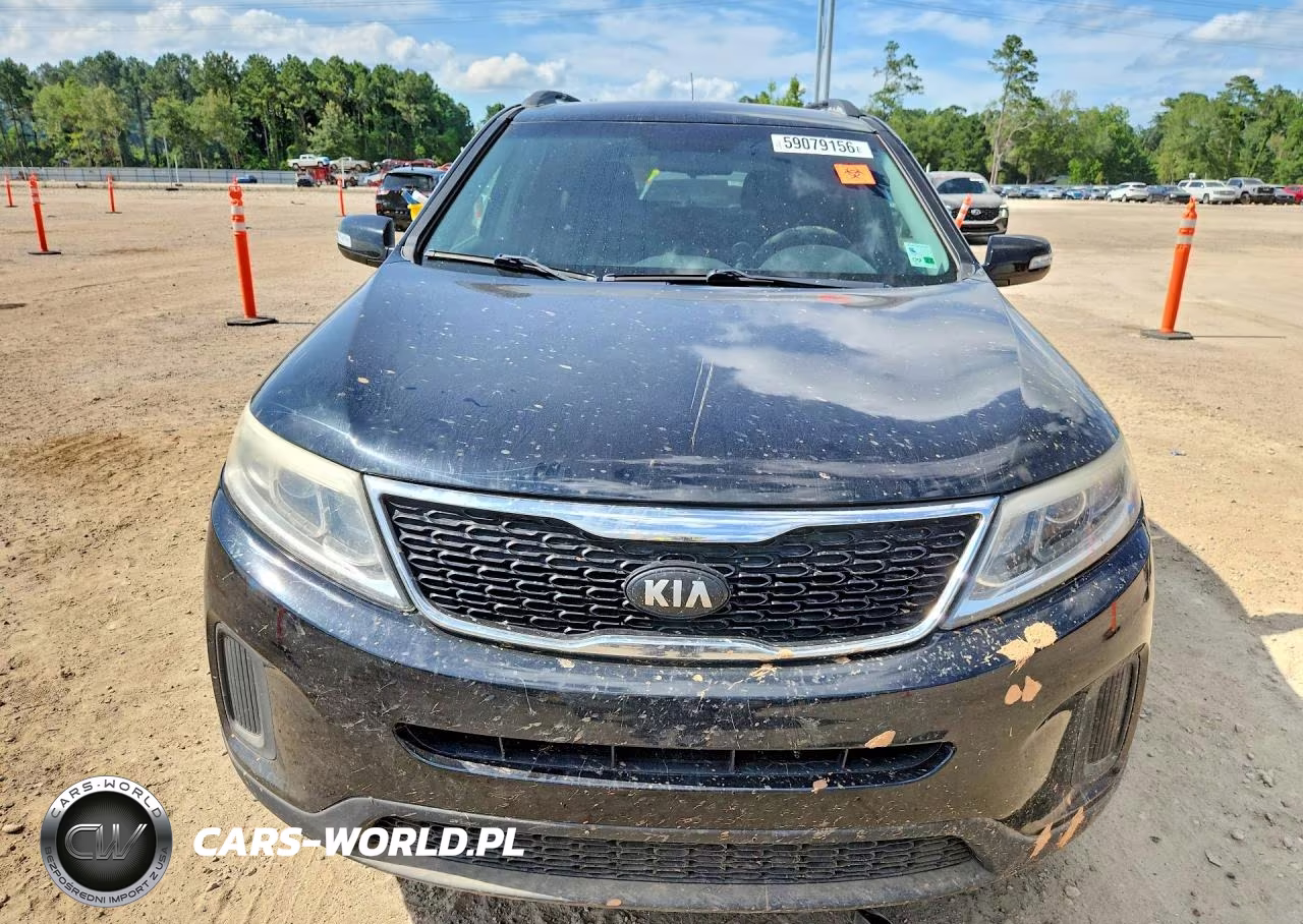 2014 Kia Sorento Lx VIN:5XYKT4A7XEG511672 - 5