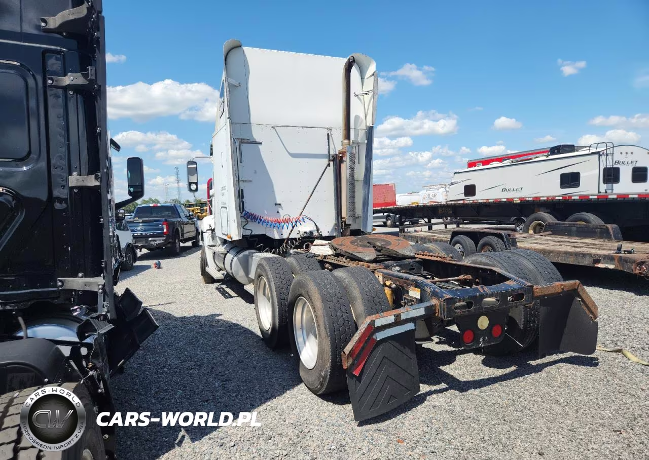 2007 Freightliner Columbia 120 Semi Truck VIN:1FUJA6CK97LX66649 - 3
