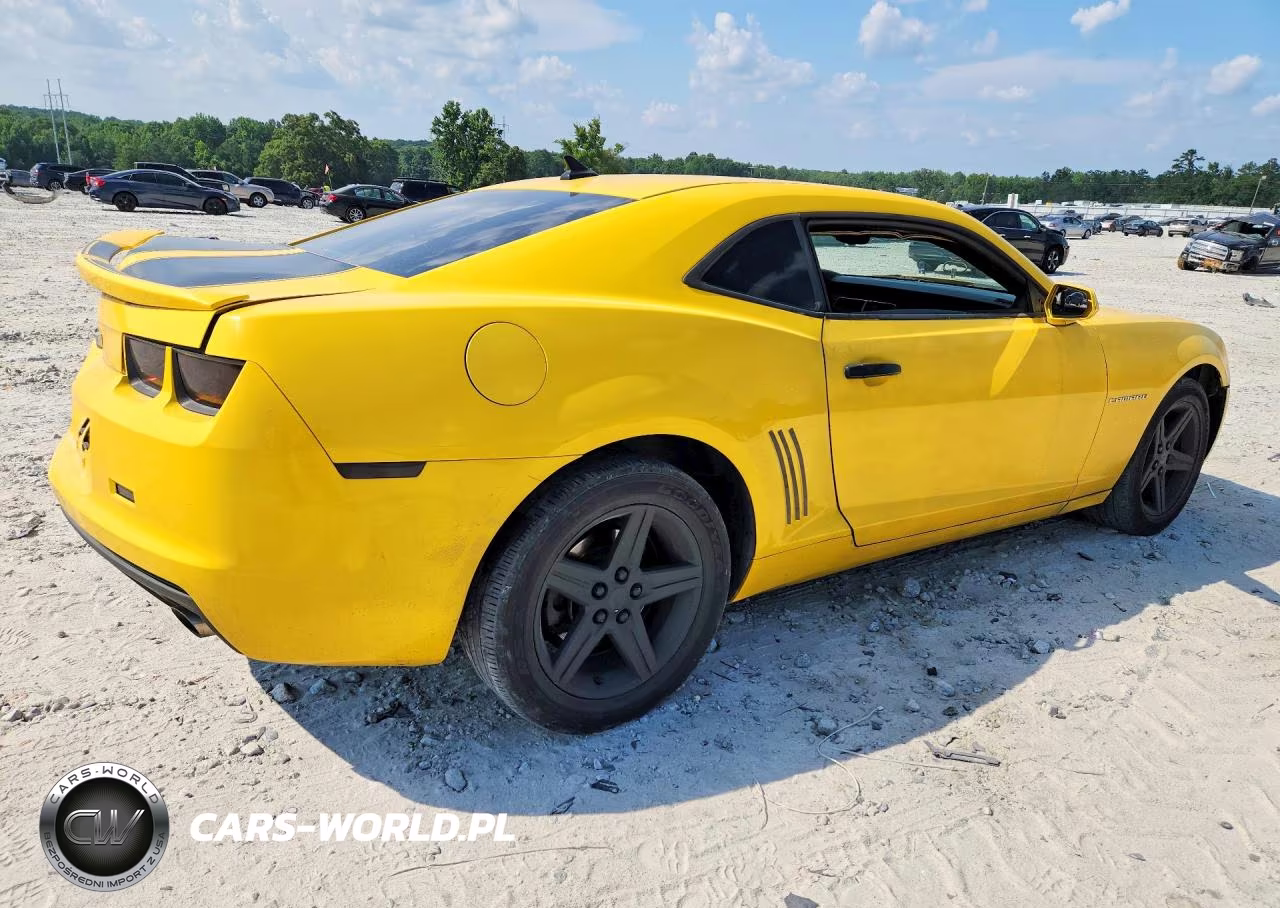 2011 Chevrolet Camaro Lt VIN:2G1FB1ED3B9126957 - 3