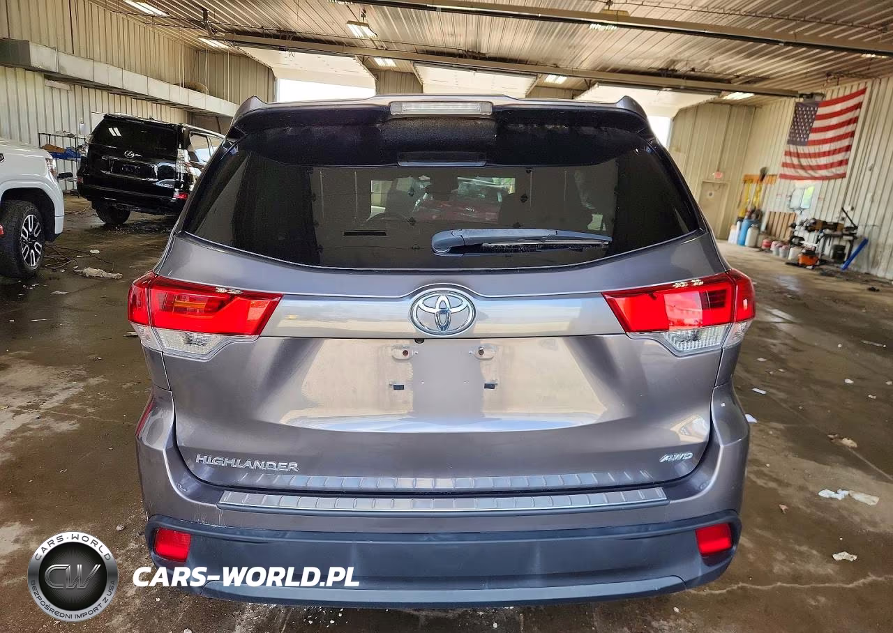 2019 Toyota Highlander Le VIN:5TDBZRFH3KS977777 - 6