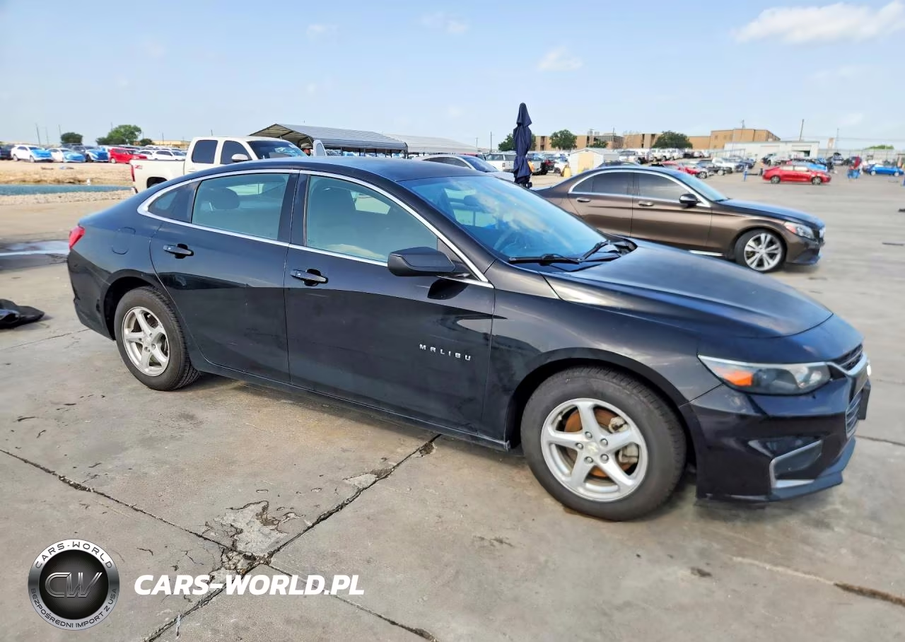 2017 Chevrolet Malibu Ls VIN:1G1ZB5ST8HF158917 - 4