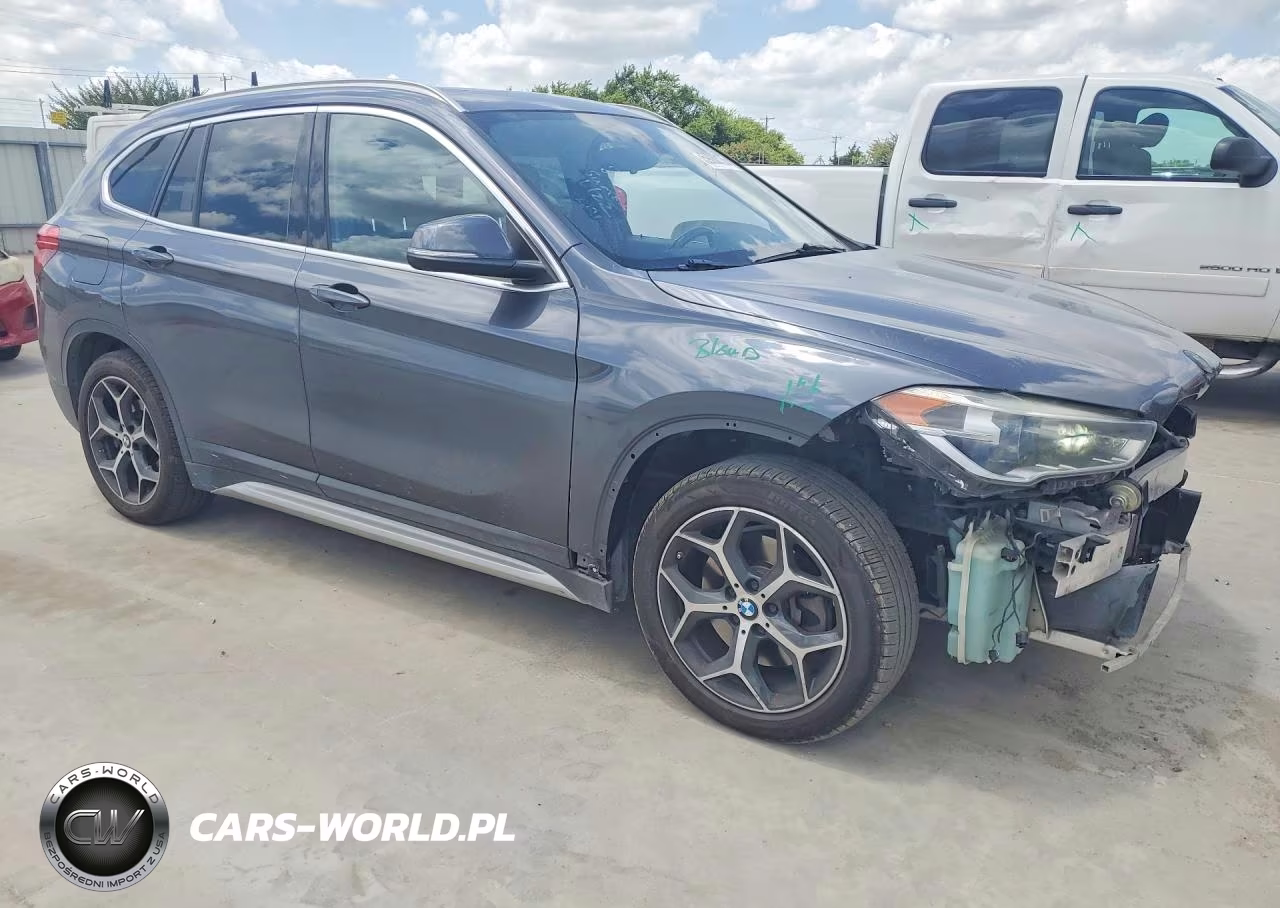 2016 BMW X1 xDrive28I VIN:WBXHT3Z32G4A51761 - 4