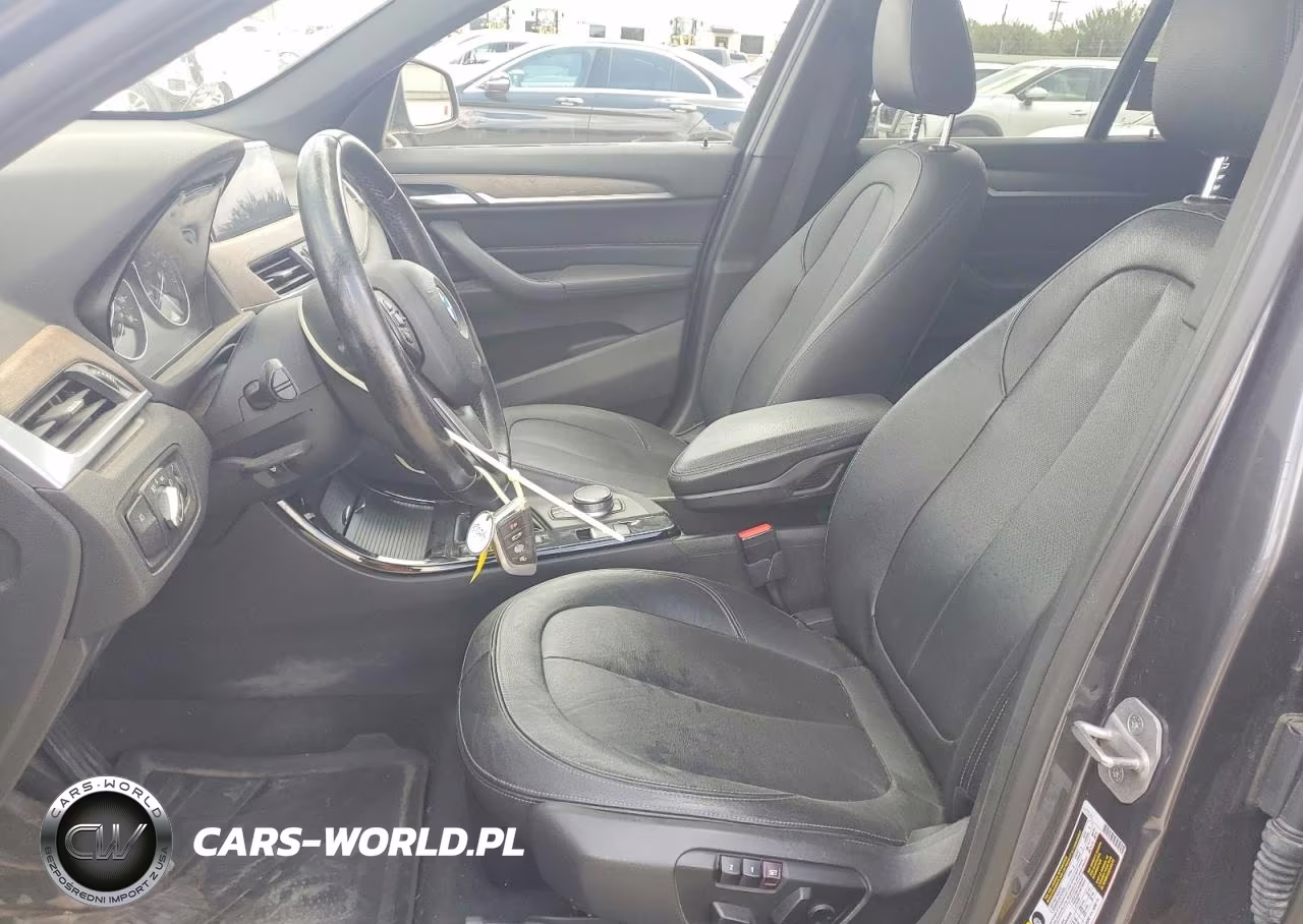 2016 BMW X1 xDrive28I VIN:WBXHT3Z32G4A51761 - 7