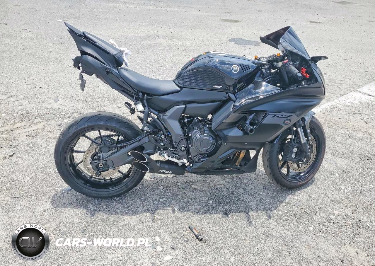 2025 Yamaha Yzfr7
