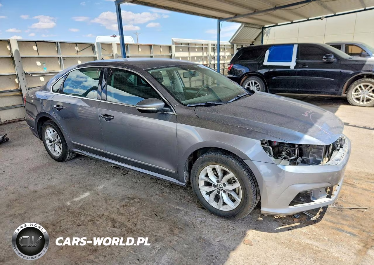 2017 Volkswagen Passat S VIN:1VWAT7A39HC010854 - 4