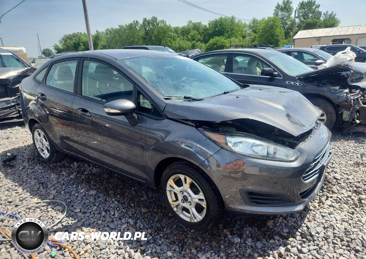 2016 Ford Fiesta Se VIN:3FADP4BJ3GM206453 - 4