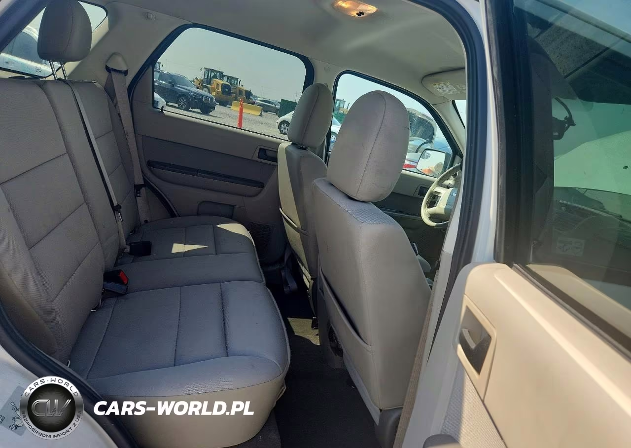 2011 Ford Escape Hybrid VIN:1FMCU5K3XBKC17676 - 11
