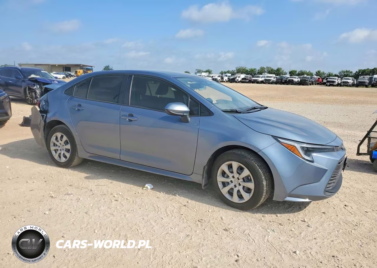 2025 Toyota Corolla Hybrid Le VIN:JTDBCMFE5S3101241 - 4