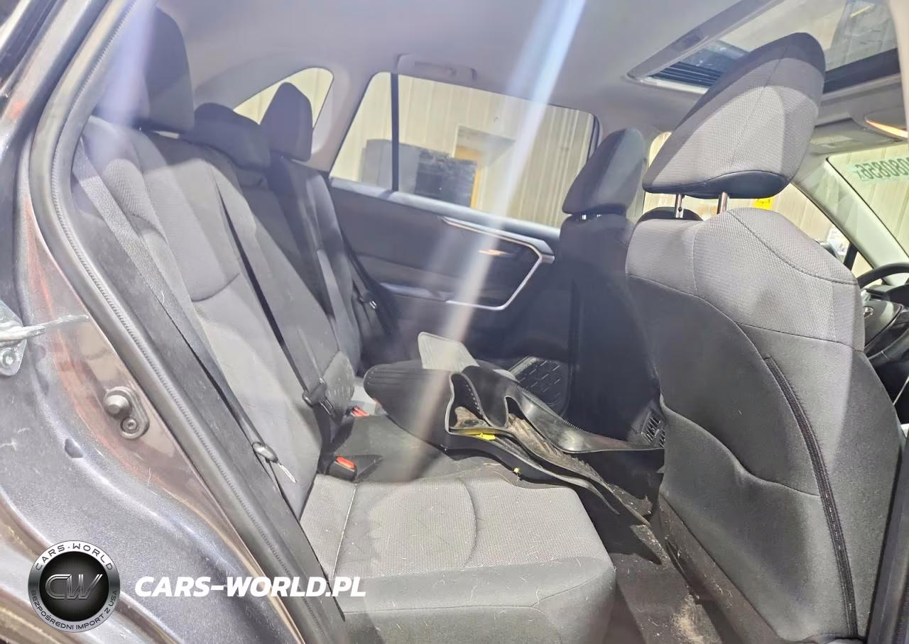 2019 Toyota Rav4 Xle VIN:JTMP1RFV5KD021098 - 11