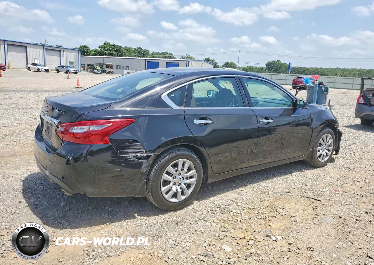 2018 Nissan Altima 2.5 S VIN:1N4AL3AP5JC110895 - 3
